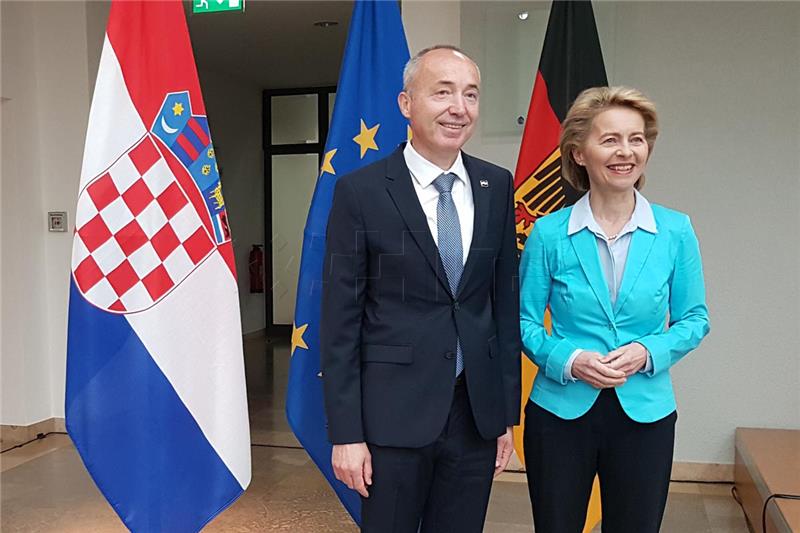 Croatian, German defence ministers meet in Berlin