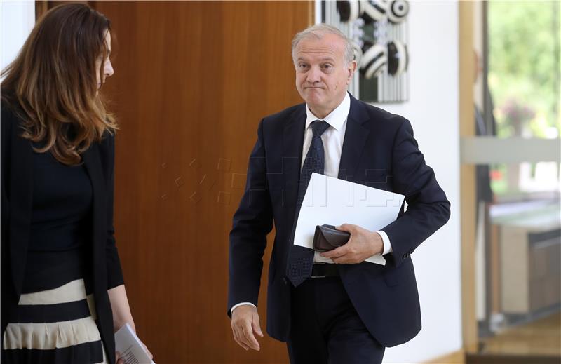 Justice minister talks law package, Mamic, distraint, referendum