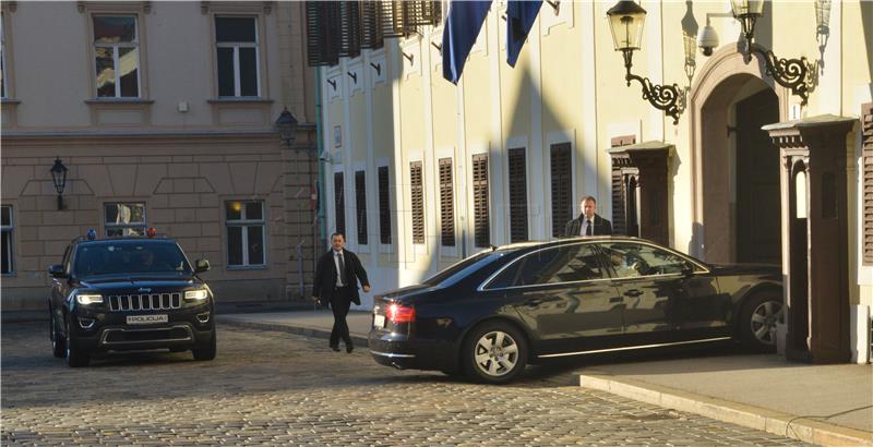 Vlada odgovorila predsjednici da premijer predstavlja Hrvatsku u Europskom vijeću