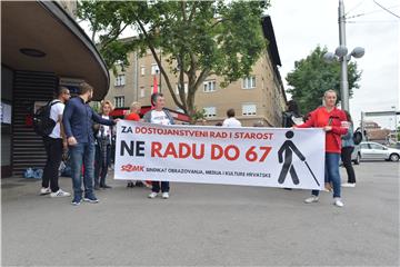 Prosvjed "Za dostojanstveni rad i starost - Ne radu do 67"