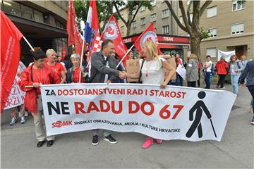 Prosvjed "Za dostojanstveni rad i starost - Ne radu do 67"