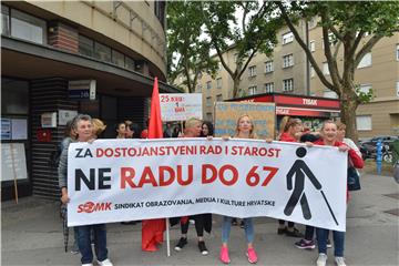 Prosvjed "Za dostojanstveni rad i starost - Ne radu do 67"