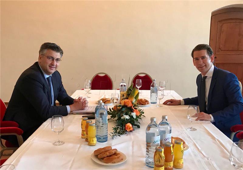 Plenković s austrijskim kancelarom razgovarao o zaštiti vanjskih granica EU-a