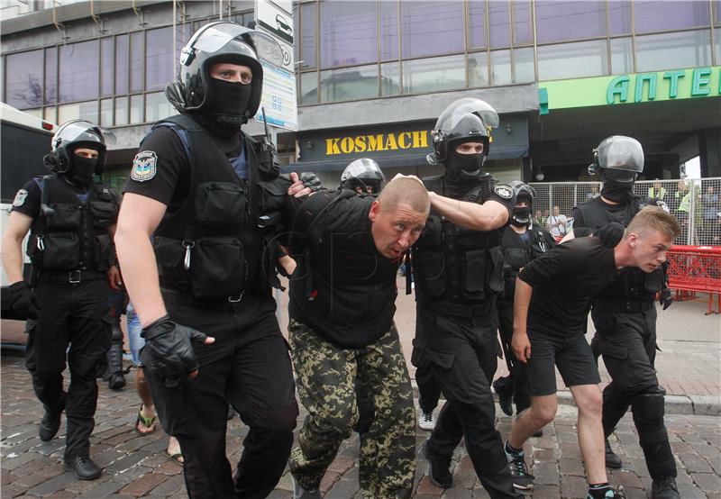 Kijevska policija privela 56 ekstremno desnih prosvjednika protiv Parade ponosa