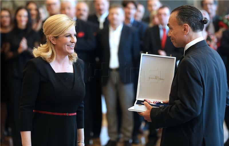 Predsjednica Kolinda Grabar-Kitarović uručila je odlikovanja i priznanja Republike Hrvatske