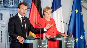 Merkel i Macron se dogovorili o proračunu za eurozonu