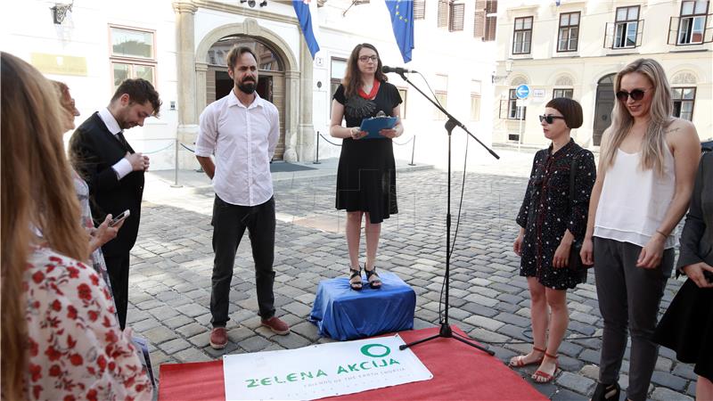 Prosvjedni performans Zelene akcije i Zelenog foruma