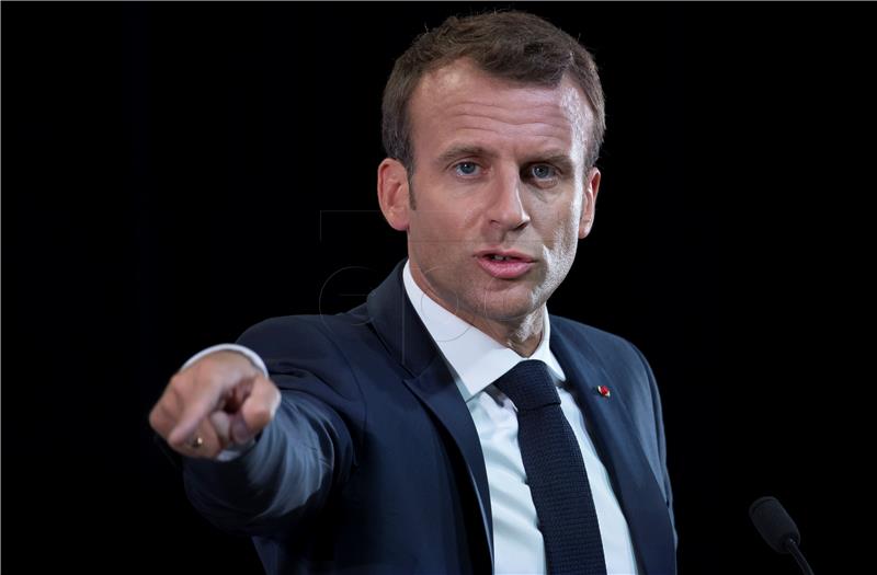 Macron: populizam se poput lepre širi Europom