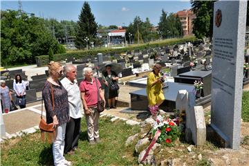 Karlovac: Vraćena ploča s popisom žrtava fažizma na židovskom groblju