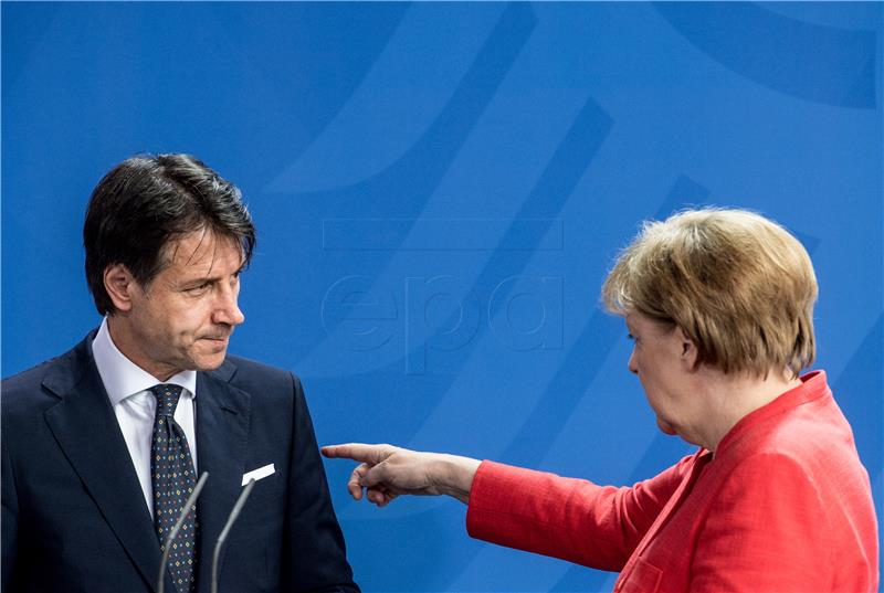 Merkel ne očekuje rješenje migracija na razini EU, a Conte predstavlja novi prijedlog Rima