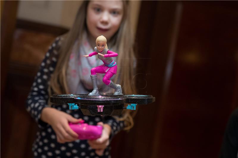 Barbie postala inženjerka robotike 