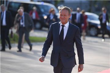 Tusk poziva EU da se pripremi na najgori scenarij s Trumpom