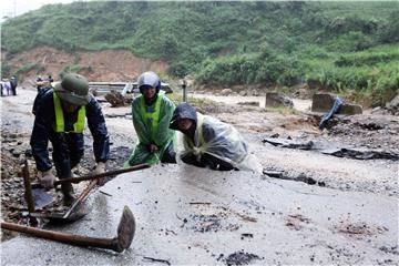 VIETNAM FLOOD LANDSLIDES