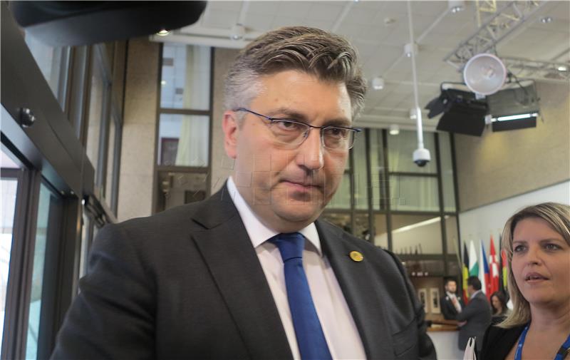 Juncker says Croatia acts as founding country, Plenkovic believes it has profited from EU entry 