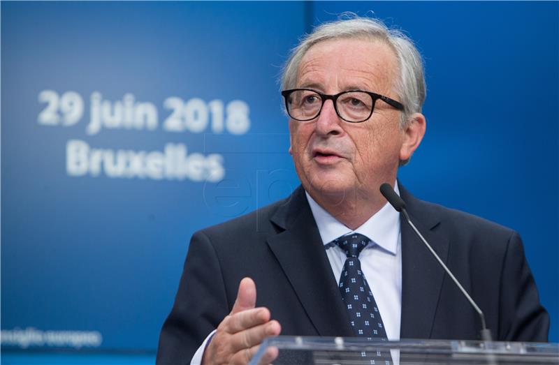 Juncker će s Trumpom u Washingtonu krajem srpnja razgovarati o trgovini 