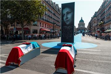 FRANCE SIMONE VEIL TRIBUTE