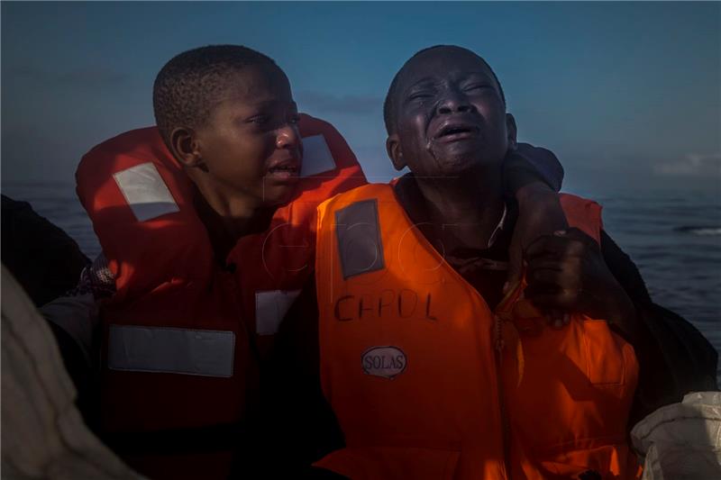 Potonuće broda kod Libije: strahuje se da je poginulo više od 60 migranata