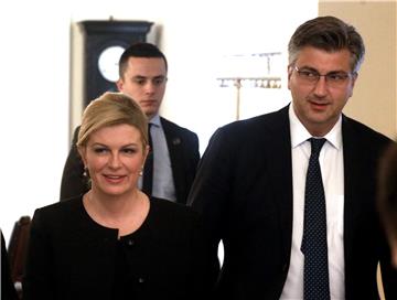 Grabar-Kitarović: Potrebna sinergija svih dijelova društva u rješavanju problema demografije