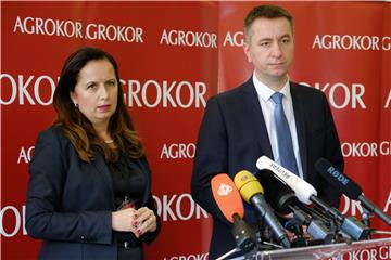 Konferencija za novinare nakon izglasane nagodbe u Agrokoru