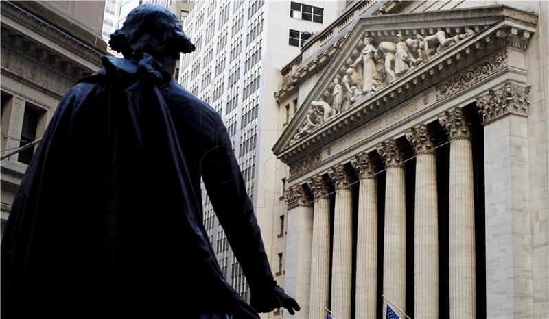 Wall Street porastao, unatoč trgovinskom ratu između SAD-a i Kine