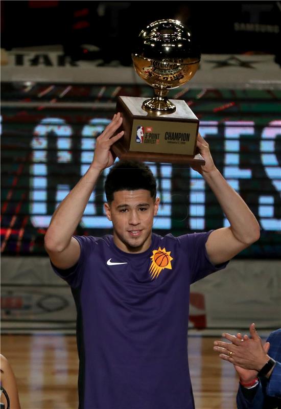 NBA: Booker produžio sa Sunsima za 158 milijuna dolara