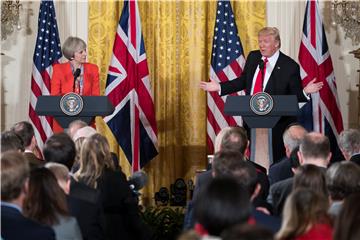 Trump dolazi u Britaniju nikada ovisniju o njemu 