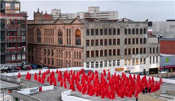 AUSTRALIA ART SPENCER TUNICK