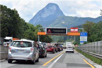 GERMANY AUSTRIA BORDER CONTROLS