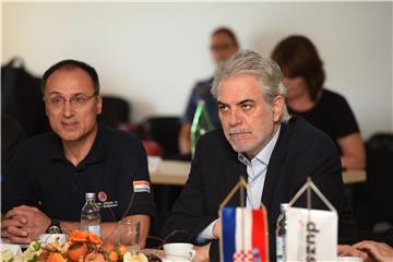 Stylianides posjetio Vatrogasno operativno zapovjedništvo u Divuljama