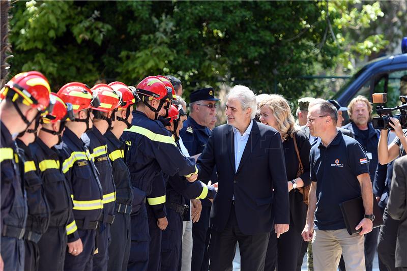 Stylianides posjetio Vatrogasno operativno zapovjedništvo u Divuljama