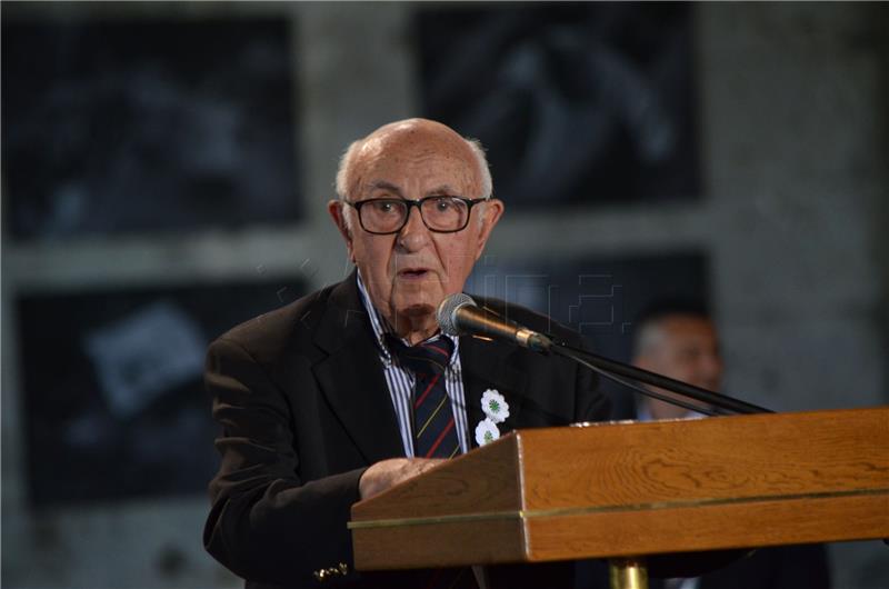 Judge Meron issues statement on Srebrenica genocide anniversary