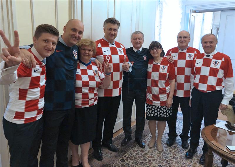 Top officials extend congratulations to soccer team for historic success at World Cup