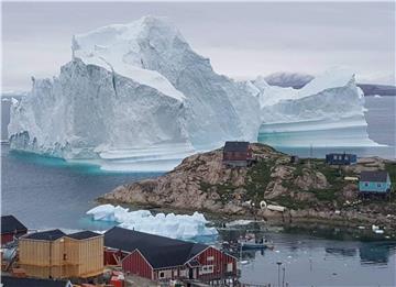 GREENLAND ICEBERG