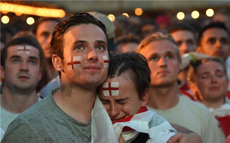 Unatoč porazu Engleske, 'Tri lava' na prvom mjestu ljestvice