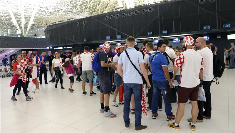 Brojni navijači otputovali na finalnu utakmicu SP Rusija između Francuske i Hrvatske