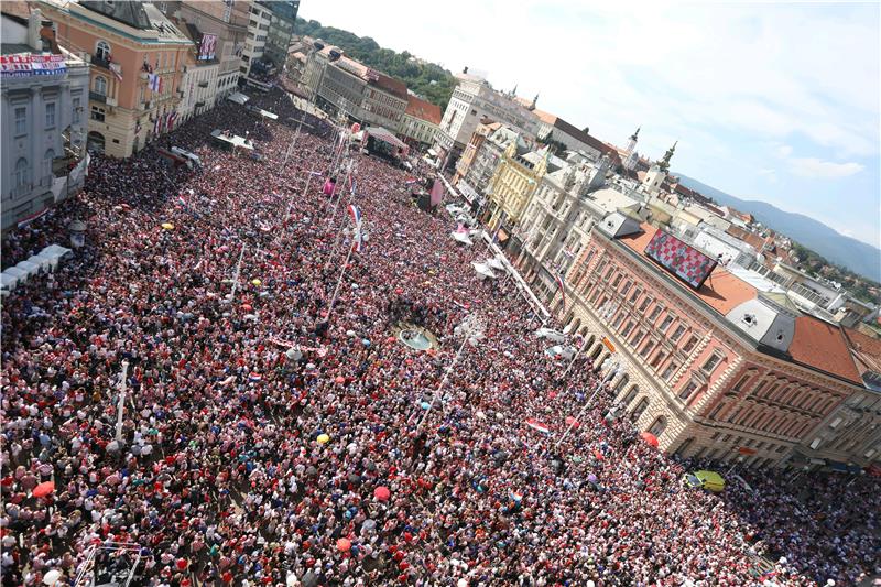 Doček "Vatrenih" na Trgu bana Jelačića