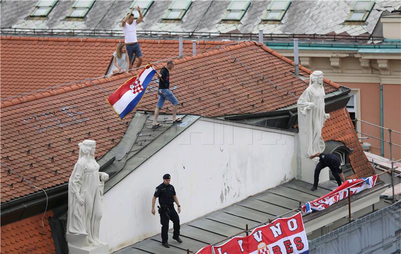 Doček "Vatrenih" na Trgu bana Jelačića