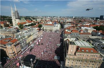 Doček "Vatrenih" na Trgu bana Jelačića