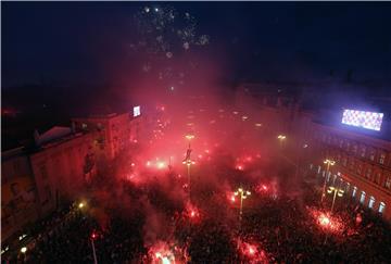 Vatreni stigli na Jelačićev trg koji je "eksplodirao" od oduševljenja