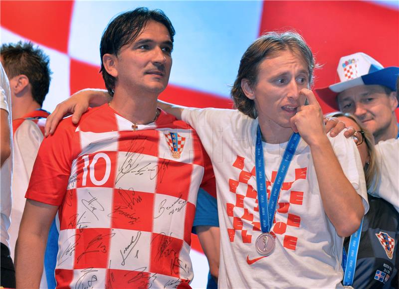 Vatreni stigli na Jelačićev trg koji je "eksplodirao" od oduševljenja