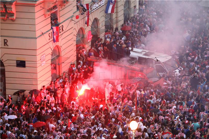 Doček Vatrenih na Trgu bana Jelačića