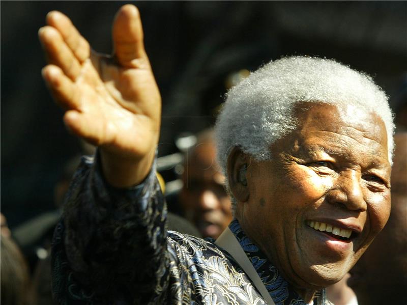 (FILE) SOUTH AFRICA PEOPLE MANDELA 100