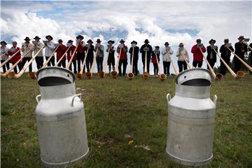 SWITZERLAND ALPHORN FESTIVAL