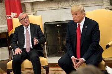 Juncker i Trump pokušavaju zaustaviti trgovinski rat