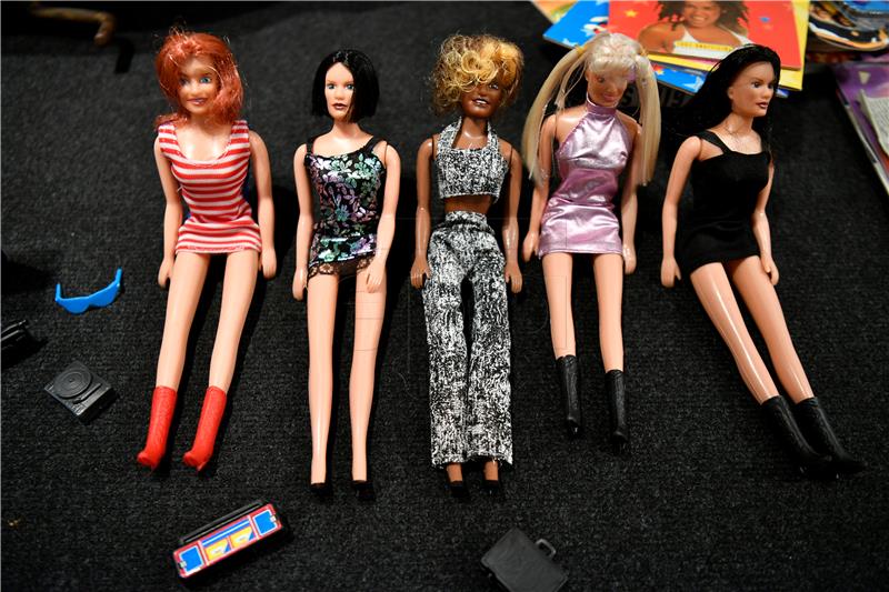 BRITAIN SPICE GIRLS