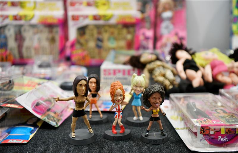 BRITAIN SPICE GIRLS