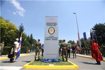 Vojarna "Croatia" preimenovana u vojarnu Prve gardijske brigade "Tigrovi" - Croatia