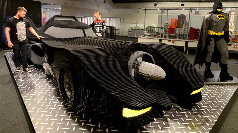 batmobile.jpg