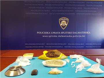 Kod dilera u Zaostrogu više od pola kilograma kokaina i "paleta" drugih droga 