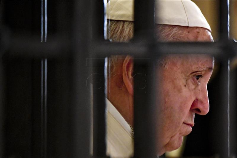 (FILE) ITALY POPE DEATH PENALTY